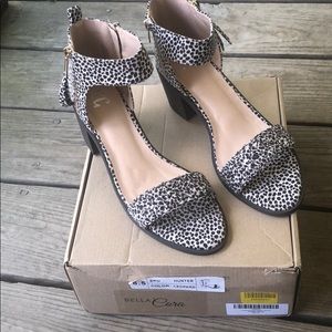 Bella Cara Leopard Hunter Sandal - New with box